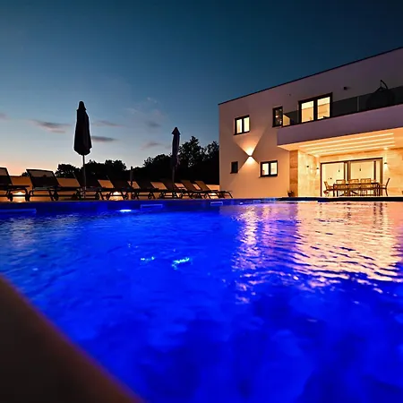 Villa Donatus Murvica (Policnik)